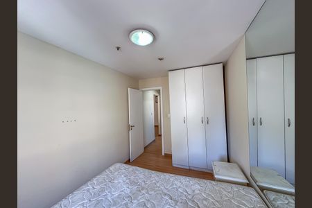 Apartamento à venda com 64m², 2 quartos e 1 vaga