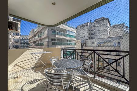 Apartamento à venda com 64m², 2 quartos e 1 vaga