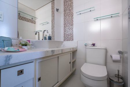 Apartamento para alugar com 94m², 3 quartos e 2 vagas Apartamento para alugar com 94m², 3 quartos e 2 vagasSuíte