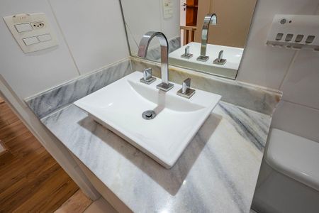 Apartamento para alugar com 94m², 3 quartos e 2 vagas Apartamento para alugar com 94m², 3 quartos e 2 vagasBanheiro