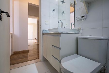 Apartamento para alugar com 94m², 3 quartos e 2 vagas Apartamento para alugar com 94m², 3 quartos e 2 vagasBanheiro