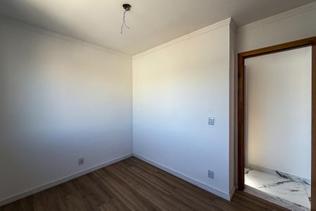 Quarto de apartamento à venda com 1 quarto, 98m² em Vila Libanesa, São Paulo