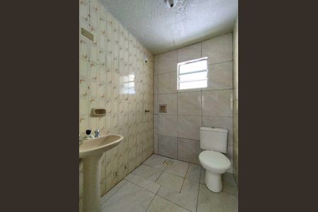 Banheiro social de apartamento para alugar com 2 quartos, 60m² em Petrópolis, Novo Hamburgo