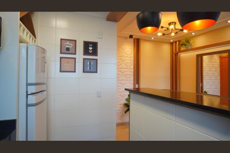 Cozinha  de apartamento para alugar com 2 quartos, 45m² em Humaitá, Porto Alegre