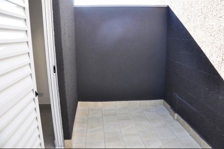 Apartamento para alugar com 28m², 1 quarto e sem vaga Apartamento para alugar com 28m², 1 quarto e sem vagaDetalhe - Varanda e Área de Serviço