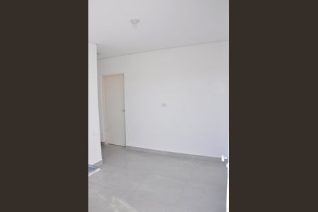Apartamento para alugar com 28m², 1 quarto e sem vaga Apartamento para alugar com 28m², 1 quarto e sem vagaDetalhe - Sala e Cozinha