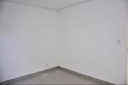 Detalhe - Quarto com Varanda de apartamento à venda com 1 quarto, 28m² em Vila Zat, São Paulo