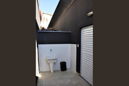 Apartamento para alugar com 28m², 1 quarto e sem vaga Apartamento para alugar com 28m², 1 quarto e sem vagaDetalhe - Varanda e Área de Serviço