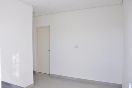 Apartamento para alugar com 28m², 1 quarto e sem vaga Apartamento para alugar com 28m², 1 quarto e sem vagaDetalhe - Sala e Cozinha