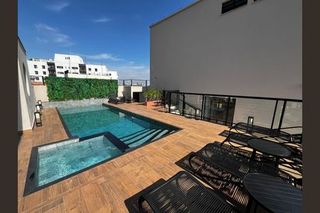 Apartamento à venda com 72m², 2 quartos e 2 vagasPiscina