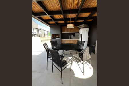 Apartamento à venda com 72m², 2 quartos e 2 vagasChurrasqueira
