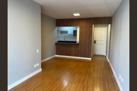 Apartamento à venda com 72m², 2 quartos e 2 vagasSala