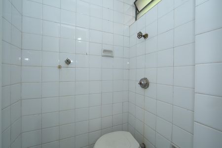 BANHO DE EMPREGADA de apartamento para alugar com 3 quartos, 130m² em Sion, Belo Horizonte