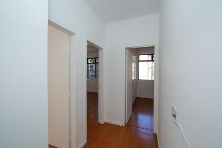CORREDOR de apartamento para alugar com 3 quartos, 130m² em Sion, Belo Horizonte