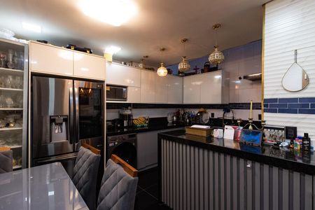 Apartamento à venda com 72m², 2 quartos e sem vaga Apartamento à venda com 72m², 2 quartos e sem vagaSala de Jantar