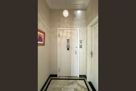 Apartamento à venda com 215m², 3 quartos e 1 vaga