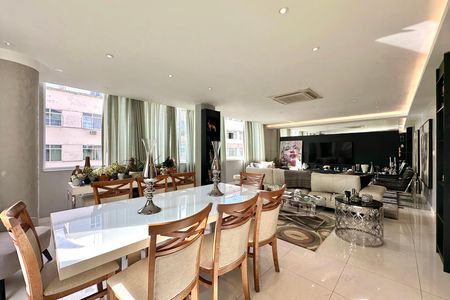 Apartamento à venda com 215m², 3 quartos e 1 vaga