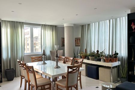Apartamento à venda com 215m², 3 quartos e 1 vaga