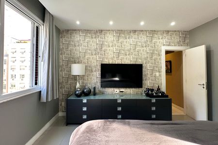 Apartamento à venda com 215m², 3 quartos e 1 vaga