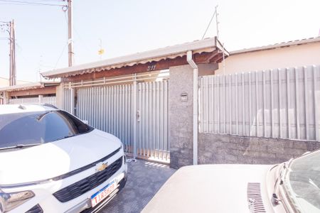 Fachada de casa para alugar com 1 quarto, 35m² em Jardim Gurilândia, Taubaté