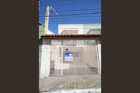 Fachada de casa para alugar com 3 quartos, 110m² em Piqueri, São Paulo