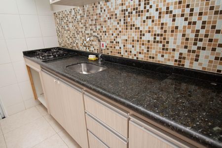 Cozinha de casa para alugar com 3 quartos, 110m² em Piqueri, São Paulo