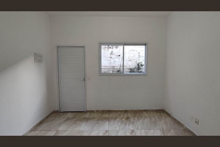 Sala de casa para alugar com 2 quartos, 75m² em Vila Andeyara, Ferraz de Vasconcelos