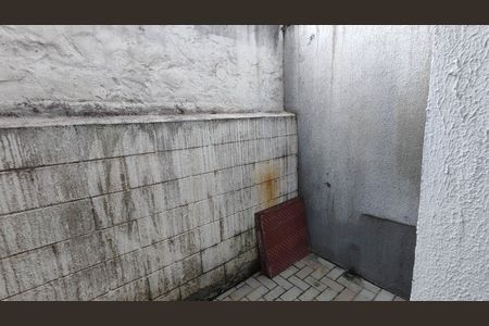 Casa para alugar com 75m², 2 quartos e 1 vagaÁrea de Serviço