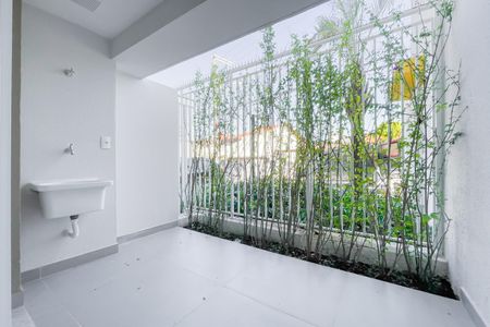 Varanda de kitnet/studio para alugar com 1 quarto, 26m² em Vila Osasco, Osasco