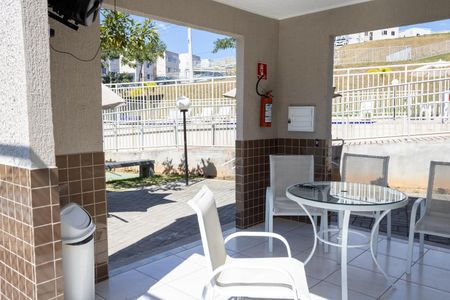 Apartamento à venda com 45m², 2 quartos e 1 vaga Apartamento à venda com 45m², 2 quartos e 1 vagaÁrea comum - Churrasqueira