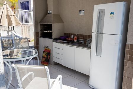 Apartamento à venda com 45m², 2 quartos e 1 vaga Apartamento à venda com 45m², 2 quartos e 1 vagaÁrea comum - Churrasqueira