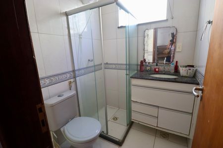 Casa de condomínio para alugar com 225m², 4 quartos e 2 vagasSuíte 