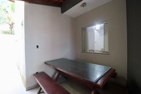 Casa de condomínio para alugar com 225m², 4 quartos e 2 vagasÁrea gourmet