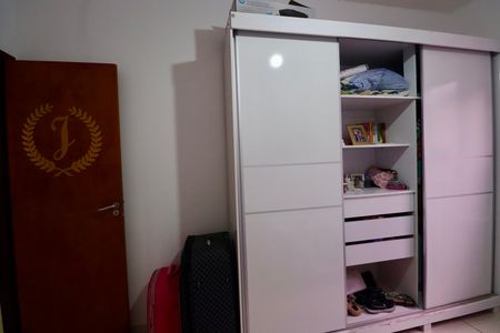 Casa de condomínio para alugar com 225m², 4 quartos e 2 vagasQuarto 3