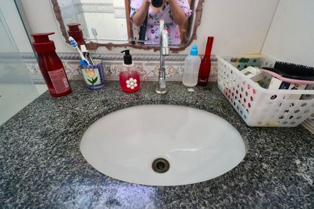 Casa de condomínio para alugar com 225m², 4 quartos e 2 vagasSuíte 