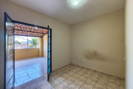 Casa para alugar com 80m², 2 quartos e 1 vaga Casa para alugar com 80m², 2 quartos e 1 vagaQuarto 1