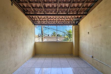 Casa para alugar com 80m², 2 quartos e 1 vaga Casa para alugar com 80m², 2 quartos e 1 vagaSacada