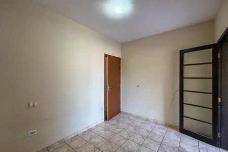 Casa para alugar com 80m², 2 quartos e 1 vaga Casa para alugar com 80m², 2 quartos e 1 vagaQuarto 1