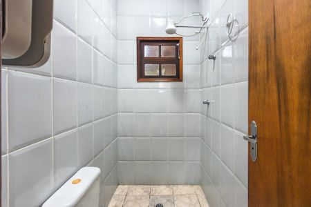 Casa para alugar com 80m², 2 quartos e 1 vaga Casa para alugar com 80m², 2 quartos e 1 vagaBanheiro