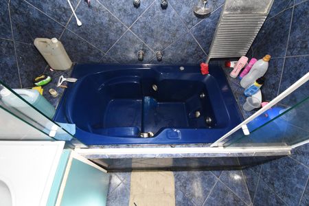 Banheiro de casa à venda com 3 quartos, 94m² em Tatuquara, Curitiba