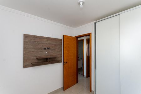 Quarto 1 de apartamento para alugar com 2 quartos, 50m² em Vila Nova Mazzei, São Paulo