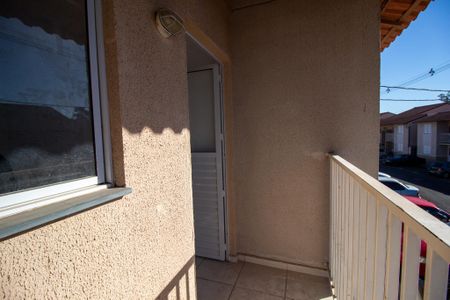 Apartamento para alugar com 45m², 2 quartos e 1 vaga Apartamento para alugar com 45m², 2 quartos e 1 vagaVaranda