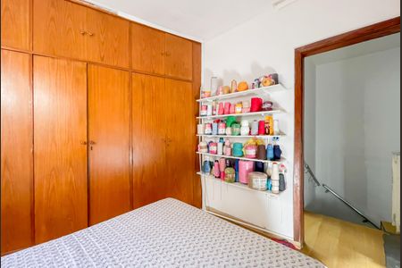 Quarto 2 de casa à venda com 3 quartos, 201m² em Km 18, Osasco