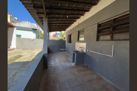 Casa para alugar com 85m², 2 quartos e 1 vaga Casa para alugar com 85m², 2 quartos e 1 vagaÁrea de Serviço