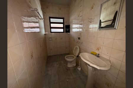Casa para alugar com 85m², 2 quartos e 1 vaga Casa para alugar com 85m², 2 quartos e 1 vagaBanheiro