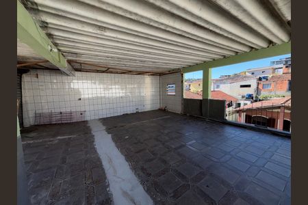 Casa para alugar com 40m², 1 quarto e 1 vaga Casa para alugar com 40m², 1 quarto e 1 vagaGaragem