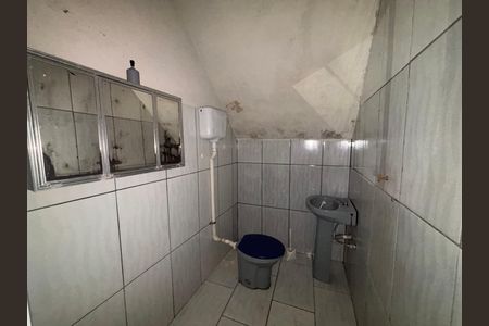 Casa para alugar com 40m², 1 quarto e 1 vaga Casa para alugar com 40m², 1 quarto e 1 vagaBanheiro