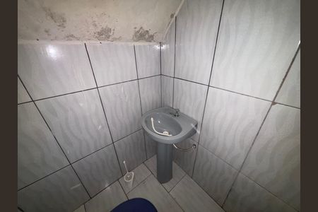 Casa para alugar com 40m², 1 quarto e 1 vaga Casa para alugar com 40m², 1 quarto e 1 vagaBanheiro