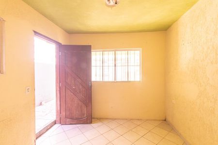 Casa para alugar com 80m², 2 quartos e 1 vaga Casa para alugar com 80m², 2 quartos e 1 vagaSala