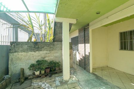 Casa para alugar com 80m², 2 quartos e 1 vaga Casa para alugar com 80m², 2 quartos e 1 vagaVaranda
